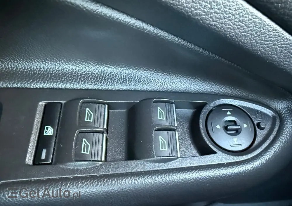 FORD Kuga 1.5 EcoBoost 2x4 Titanium