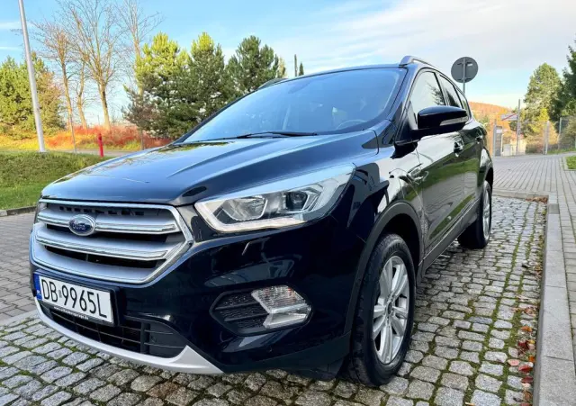 FORD Kuga 1.5 EcoBoost 2x4 Titanium