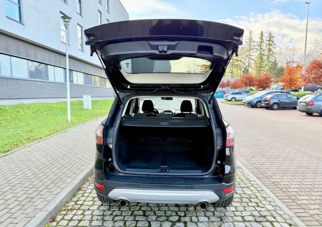 FORD Kuga 1.5 EcoBoost 2x4 Titanium