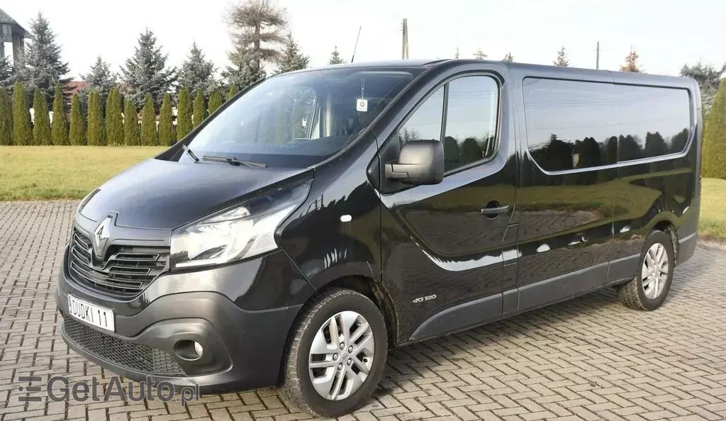 RENAULT Trafic 