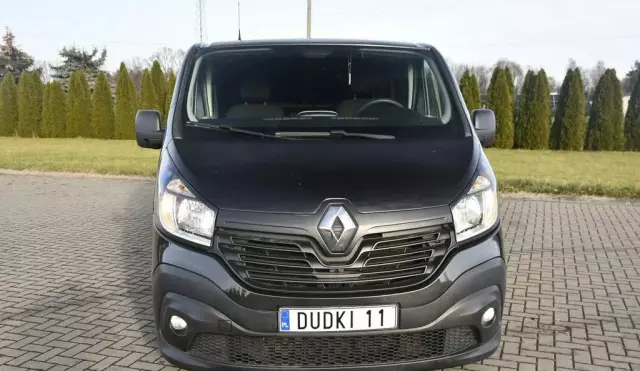 RENAULT Trafic 