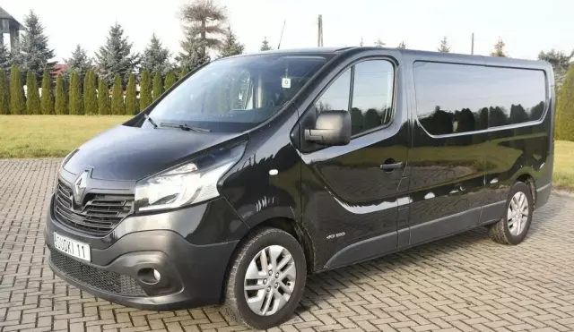 RENAULT Trafic 