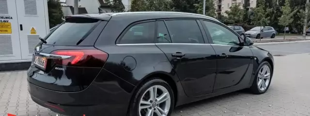 OPEL Insignia 