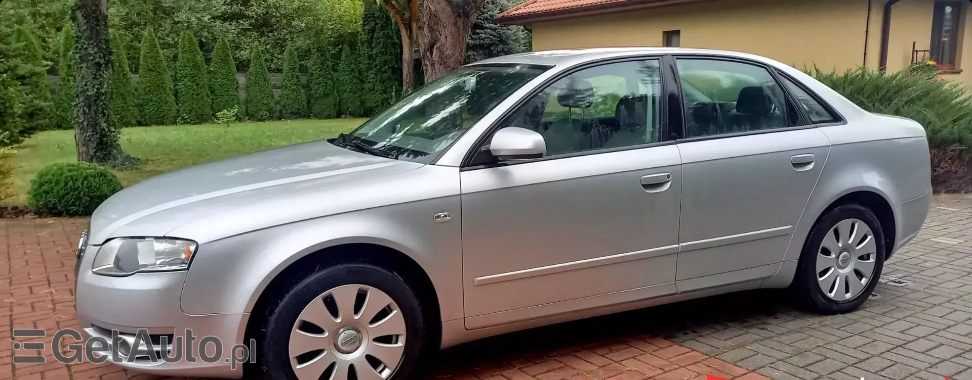 AUDI A4 2.0 (130 KM)