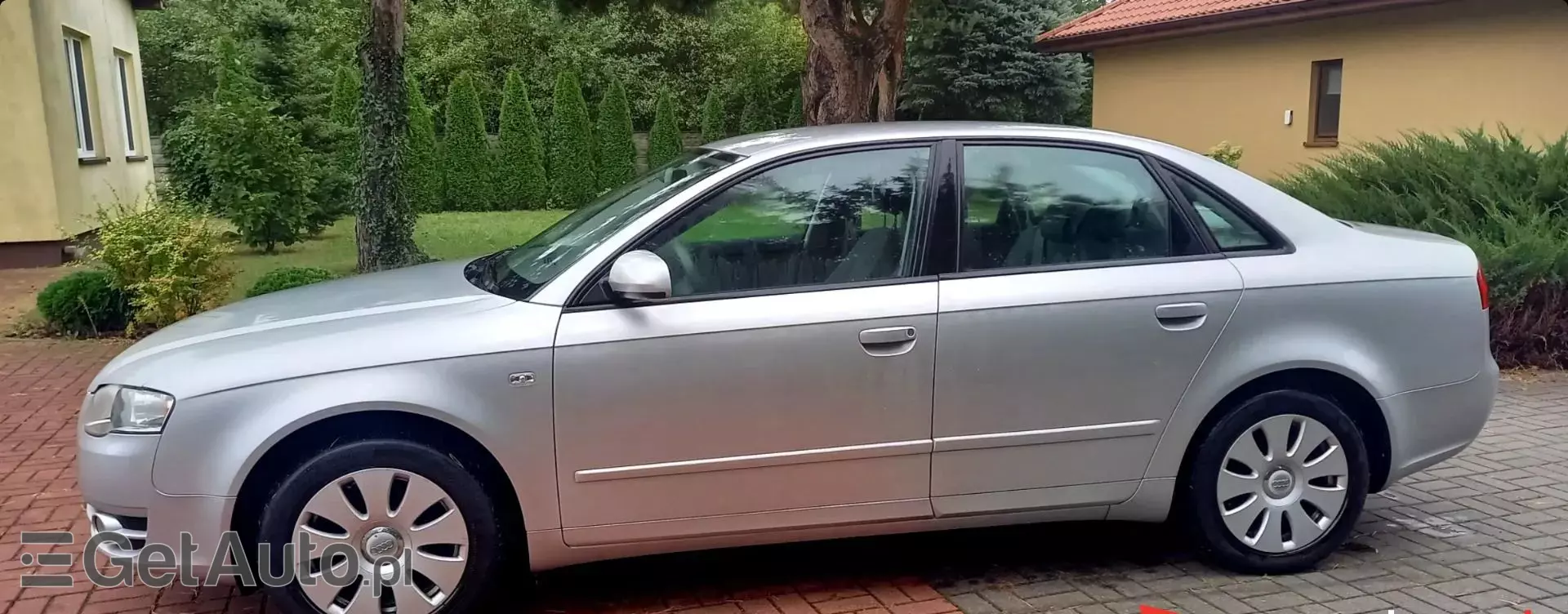 AUDI A4 2.0 (130 KM)