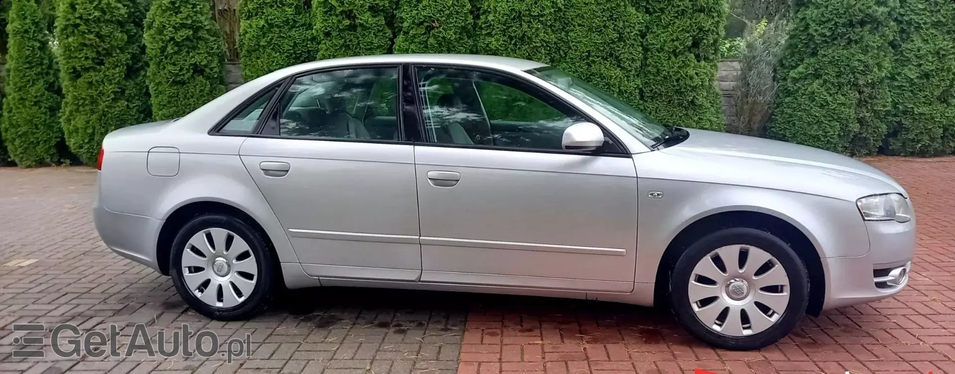 AUDI A4 2.0 (130 KM)