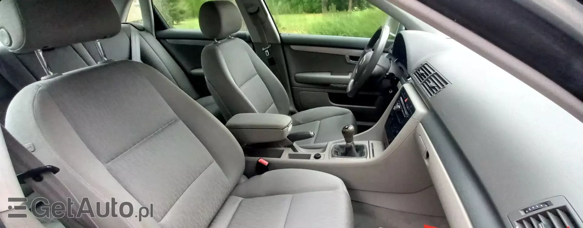 AUDI A4 2.0 (130 KM)