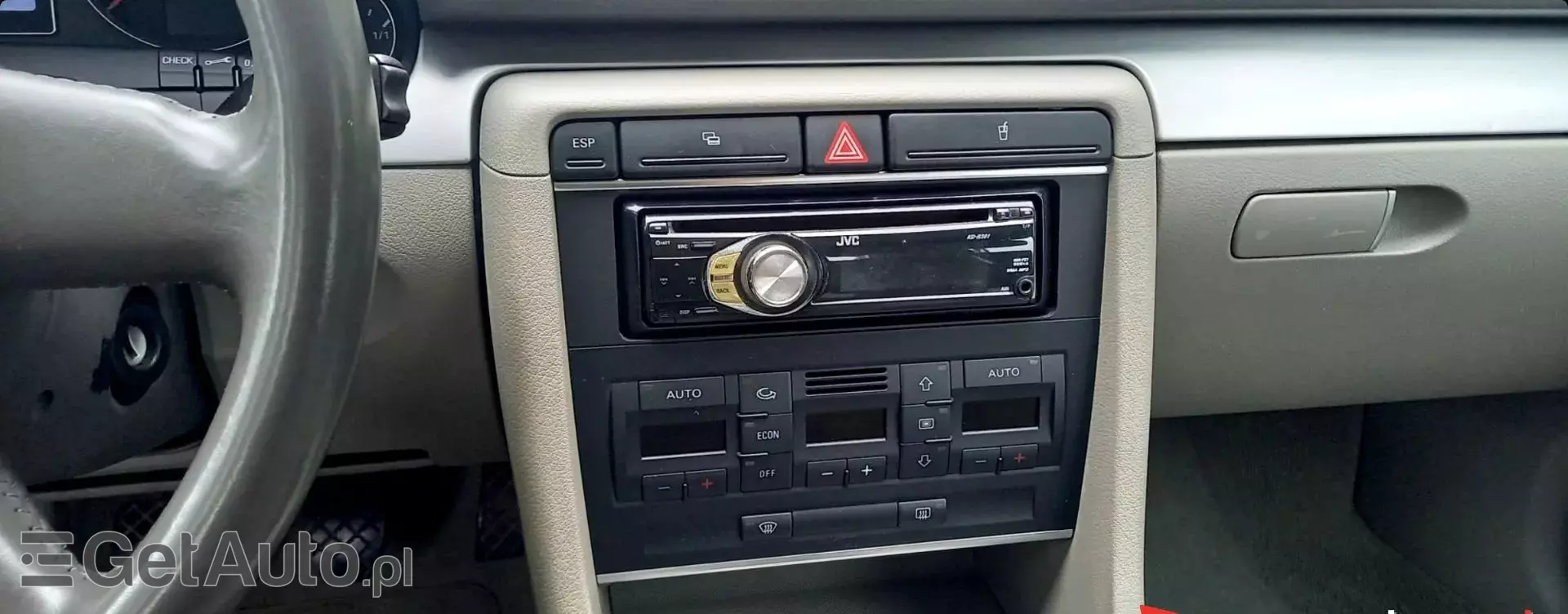 AUDI A4 2.0 (130 KM)