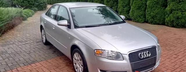 AUDI A4 2.0 (130 KM)