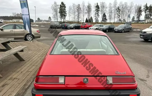 OLDSMOBILE Starfire SX 3.8 V6 