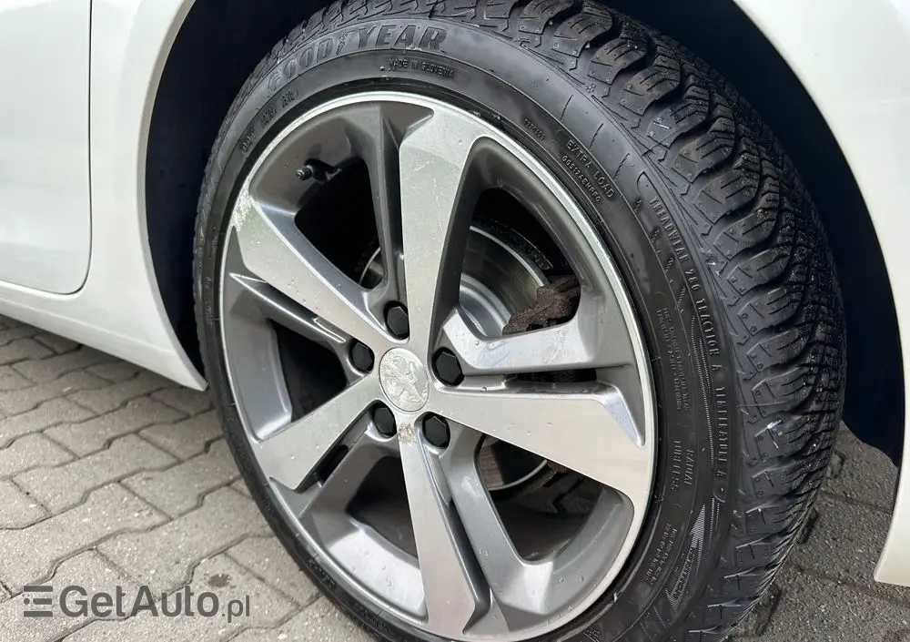 PEUGEOT 308 BlueHDi 150 Automatik Stop & Start Allure