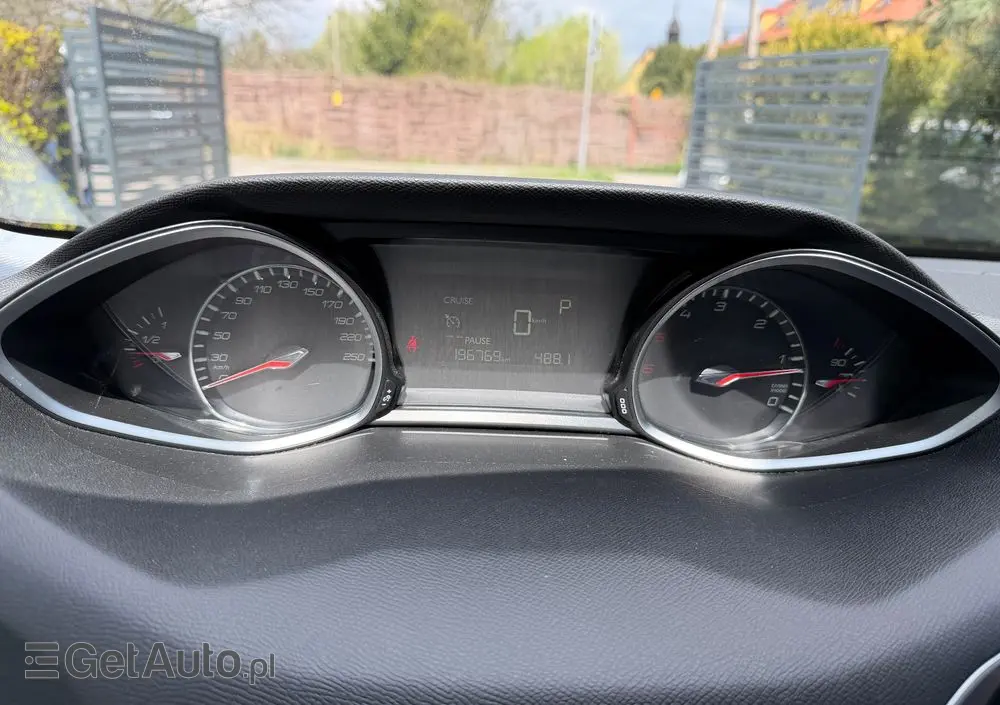 PEUGEOT 308 BlueHDi 150 Automatik Stop & Start Allure