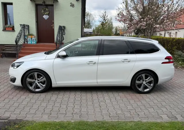 PEUGEOT 308 BlueHDi 150 Automatik Stop & Start Allure