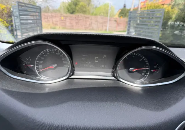PEUGEOT 308 BlueHDi 150 Automatik Stop & Start Allure