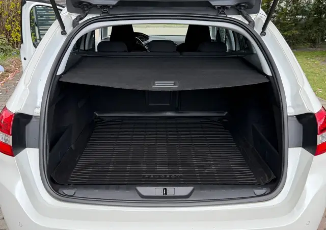 PEUGEOT 308 BlueHDi 150 Automatik Stop & Start Allure