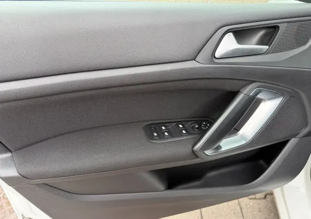 PEUGEOT 308 BlueHDi 150 Automatik Stop & Start Allure