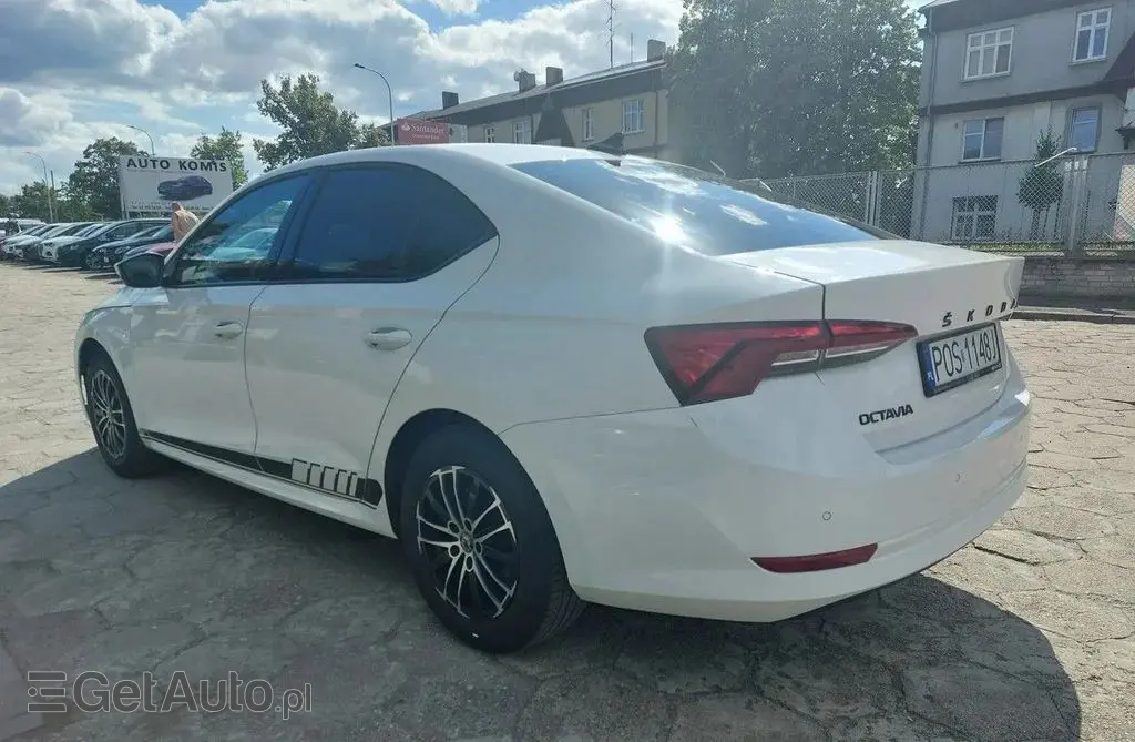 SKODA Octavia 