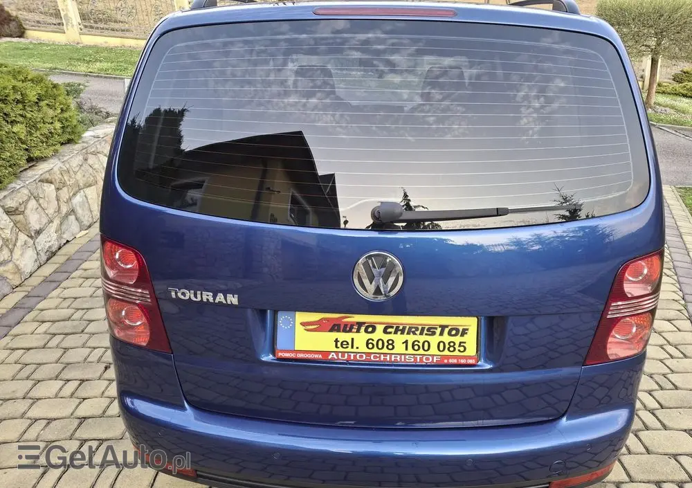 VOLKSWAGEN Touran 1.6 Basis
