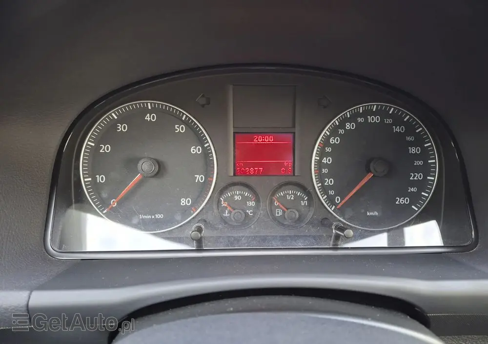 VOLKSWAGEN Touran 1.6 Basis