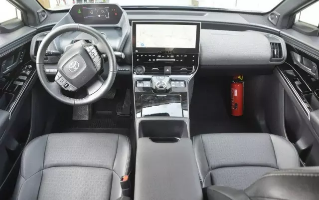 TOYOTA BZ4X 71.4kWh Prestige