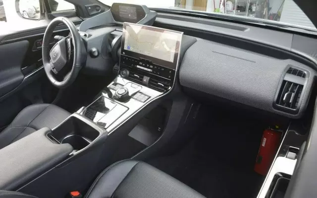 TOYOTA BZ4X 71.4kWh Prestige