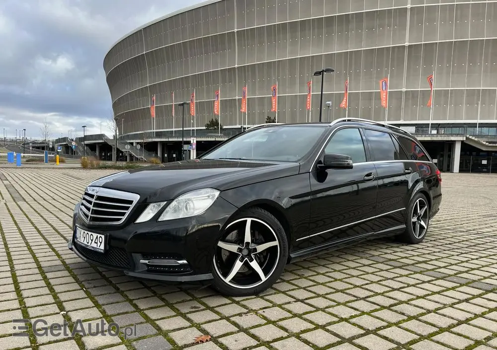 MERCEDES-BENZ Klasa E 300 CDI BlueEff Avantgarde