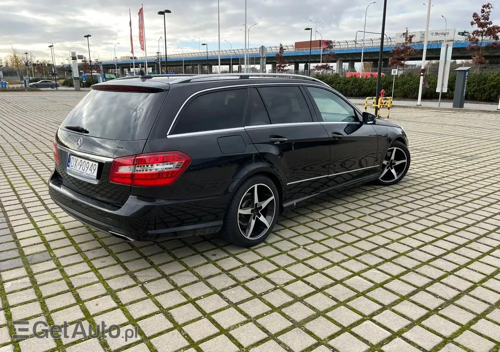 MERCEDES-BENZ Klasa E 300 CDI BlueEff Avantgarde