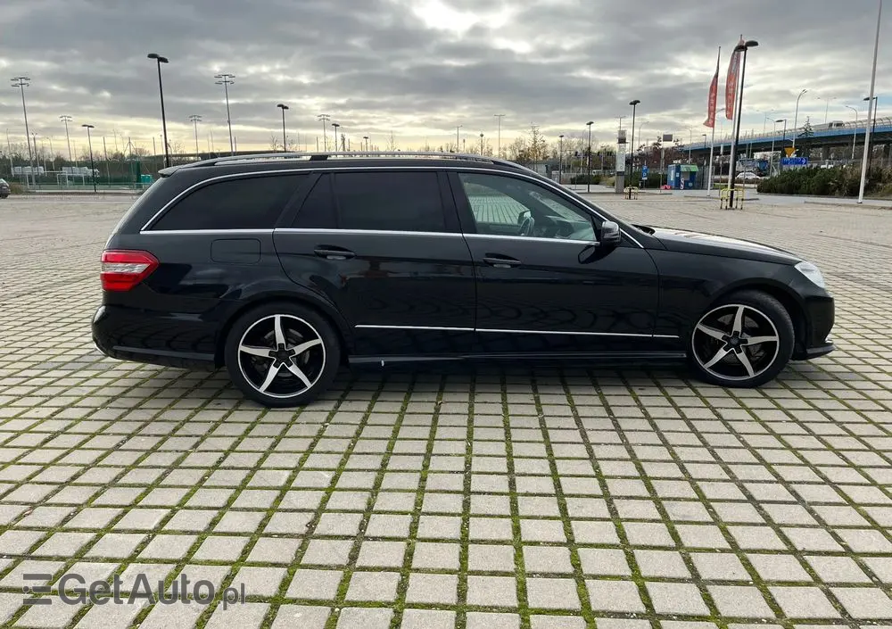 MERCEDES-BENZ Klasa E 300 CDI BlueEff Avantgarde