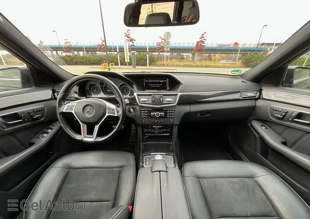 MERCEDES-BENZ Klasa E 300 CDI BlueEff Avantgarde