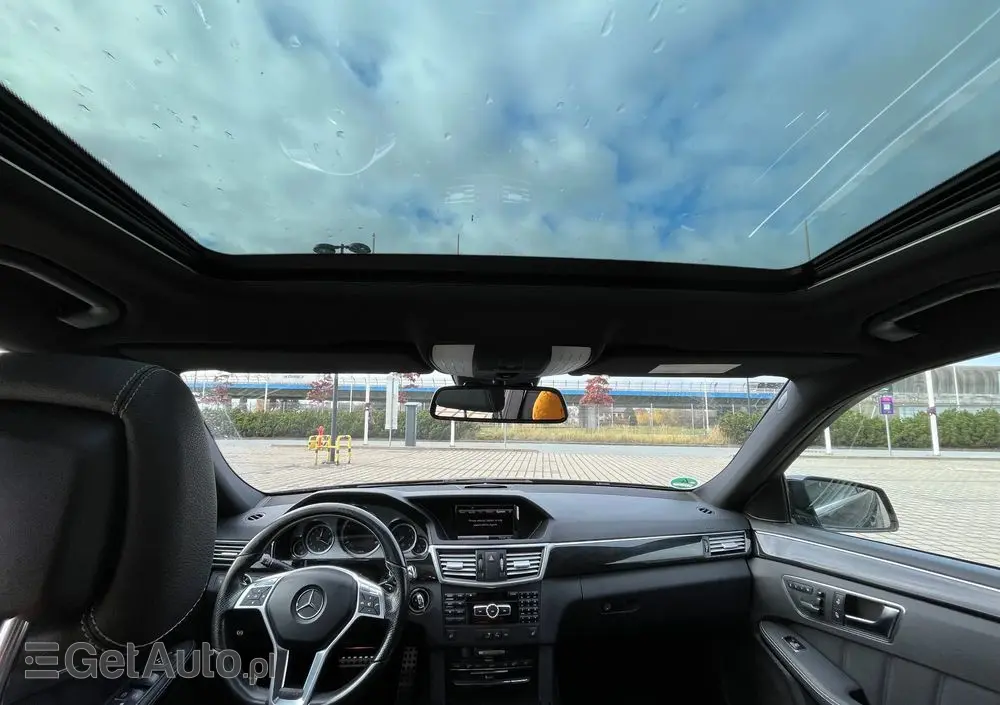 MERCEDES-BENZ Klasa E 300 CDI BlueEff Avantgarde