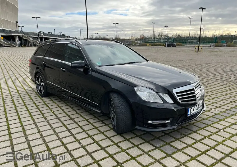 MERCEDES-BENZ Klasa E 300 CDI BlueEff Avantgarde