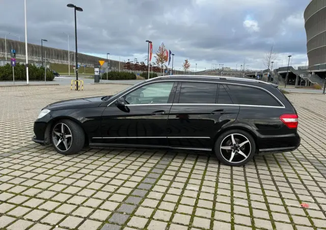 MERCEDES-BENZ Klasa E 300 CDI BlueEff Avantgarde