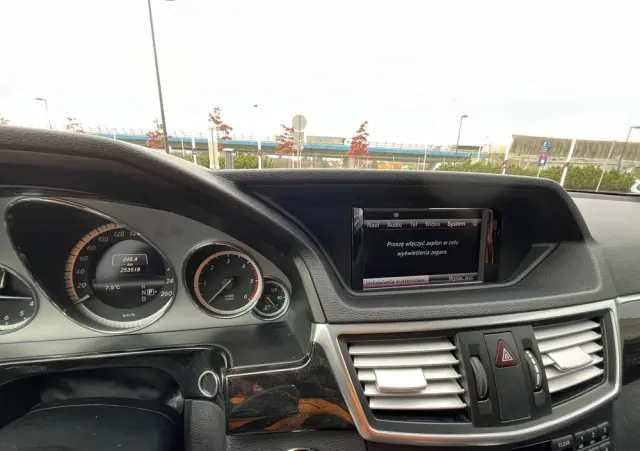 MERCEDES-BENZ Klasa E 300 CDI BlueEff Avantgarde