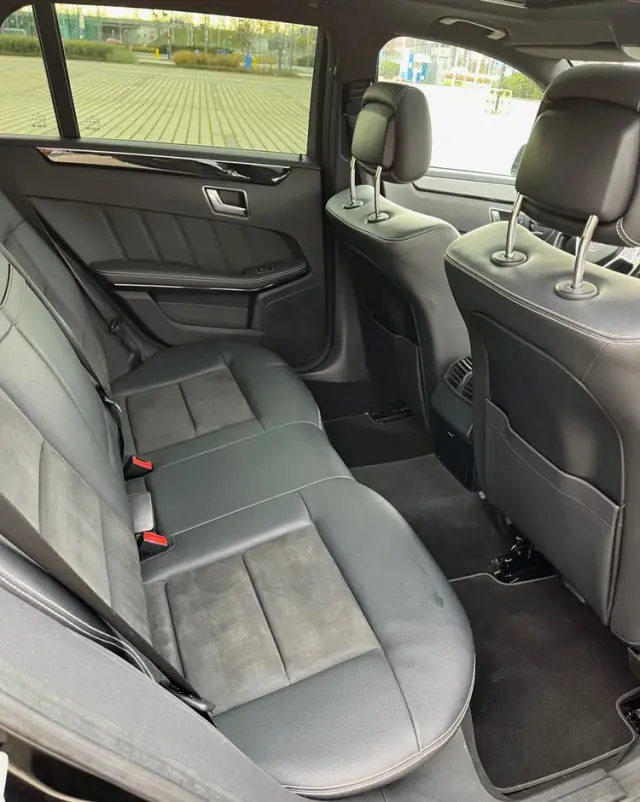 MERCEDES-BENZ Klasa E 300 CDI BlueEff Avantgarde