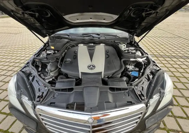 MERCEDES-BENZ Klasa E 300 CDI BlueEff Avantgarde