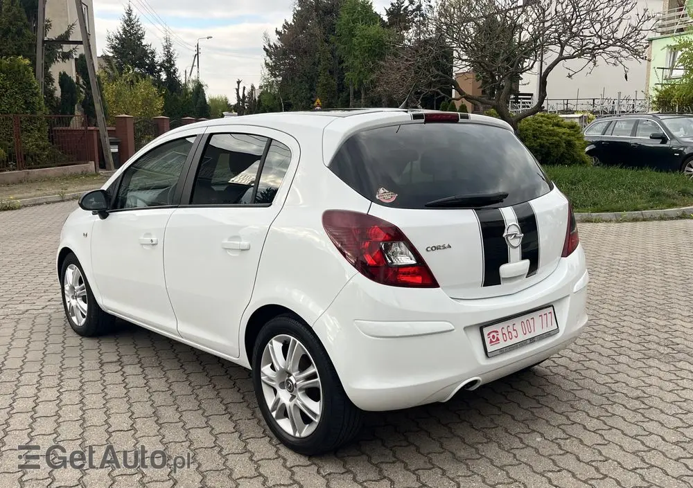 OPEL Corsa 1.2 16V Edition 150