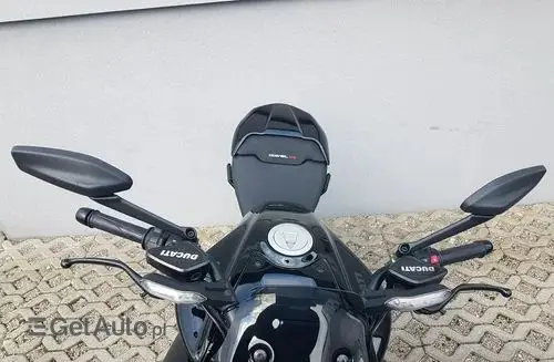 DUCATI Diavel 