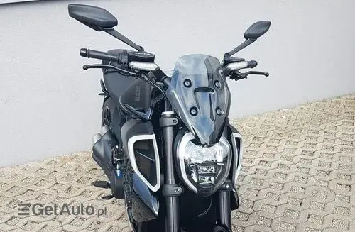 DUCATI Diavel 