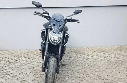DUCATI Diavel 