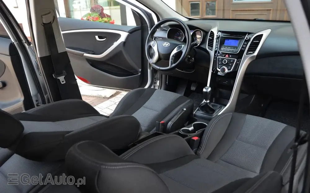 HYUNDAI I30 