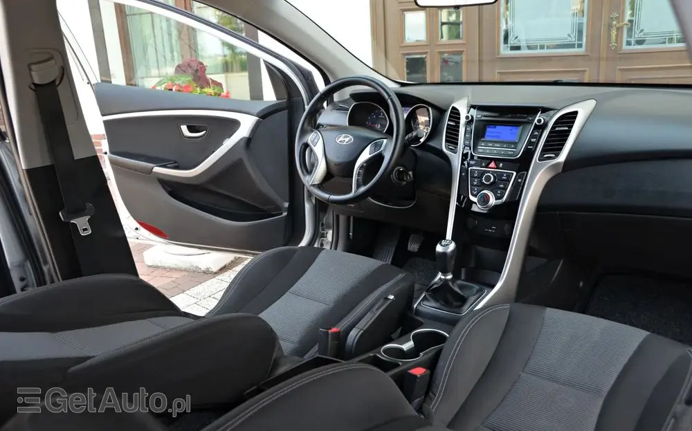 HYUNDAI I30 