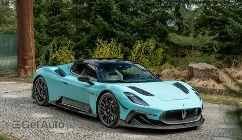 MASERATI MC20 