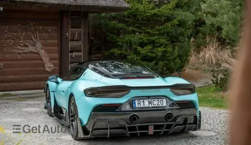 MASERATI MC20 