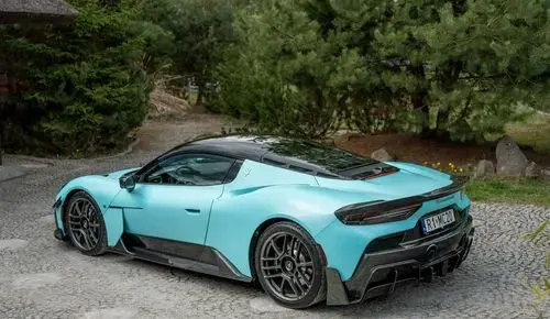 MASERATI MC20 
