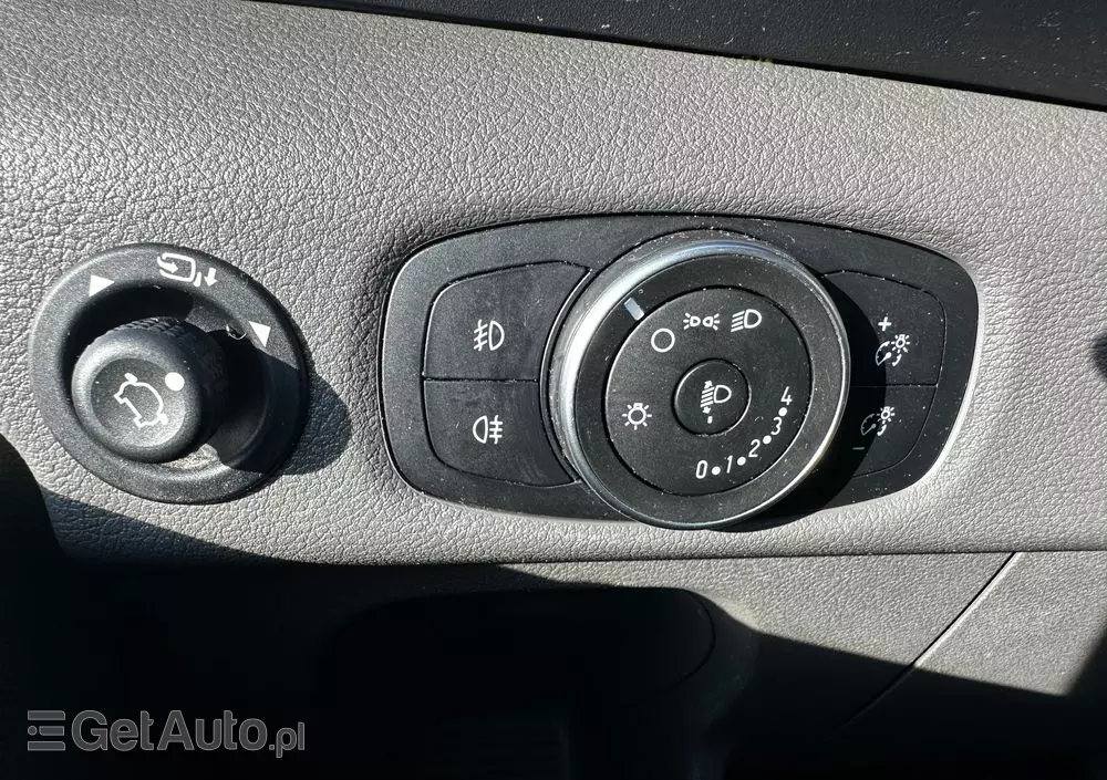 FORD TRANSIT MAXI/manual/brygadówka 5 osób/klima/navi/kamera/parktronik przód i tył/grzane fotele/LED 