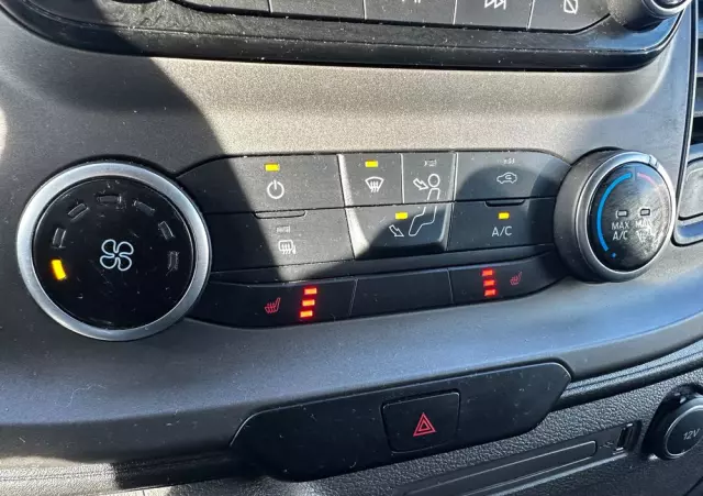 FORD TRANSIT MAXI/manual/brygadówka 5 osób/klima/navi/kamera/parktronik przód i tył/grzane fotele/LED 