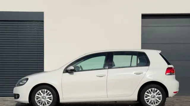 VOLKSWAGEN Golf 1.4 Trendline