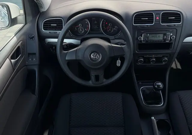 VOLKSWAGEN Golf 1.4 Trendline