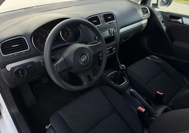 VOLKSWAGEN Golf 1.4 Trendline