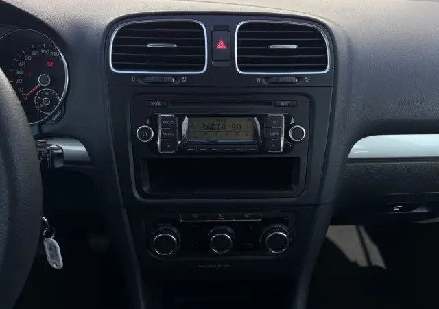 VOLKSWAGEN Golf 1.4 Trendline